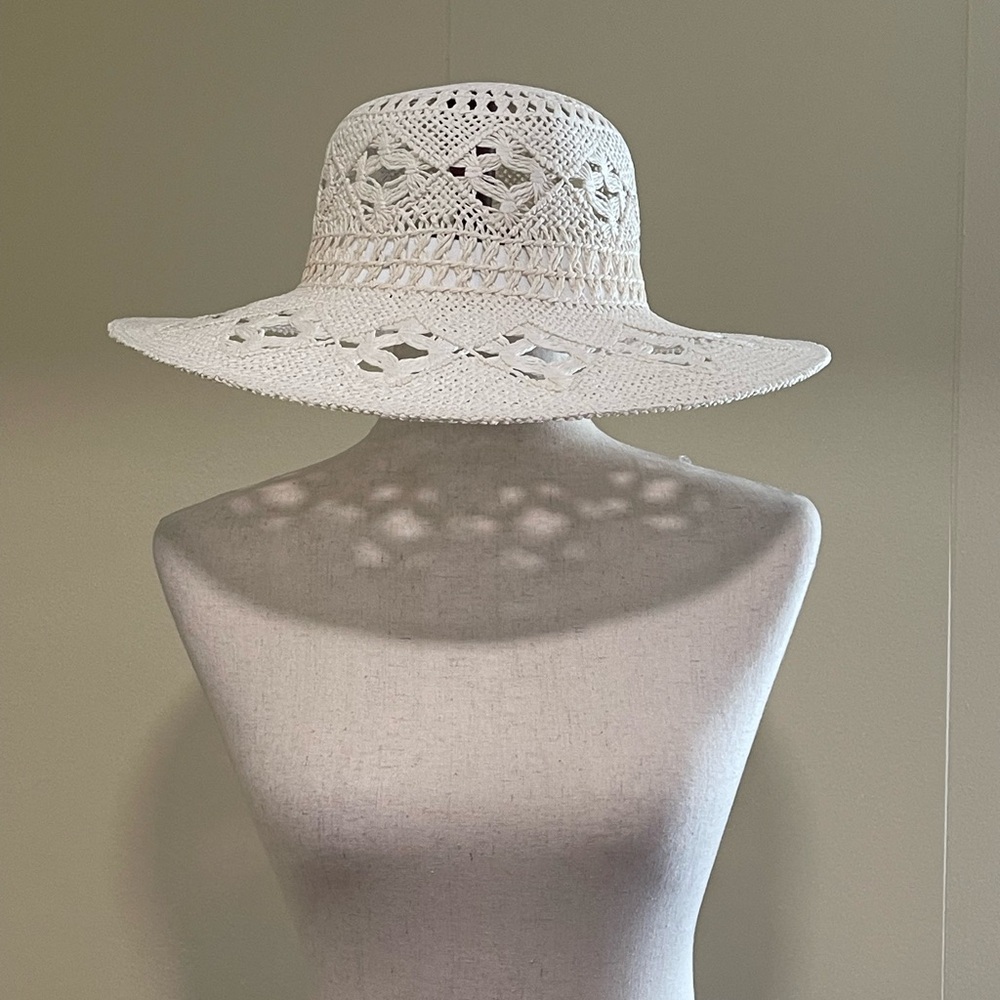 Women’s Lei Crochet Straw Sun Hat Natural Beach Vacation Summer One Size - Picture 2 of 7